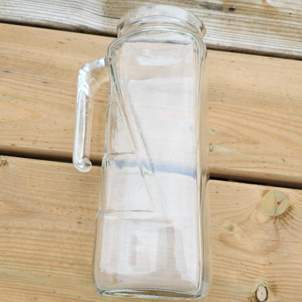 LARGE VINTAGE FRIGORELLO Italian Glass Pitcher Measuring Glass